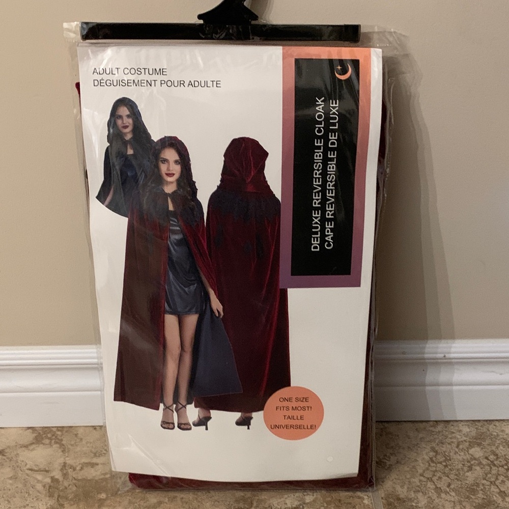NEW Adult Reversible Red Cloak Cape Costume vampire witch burgundy black